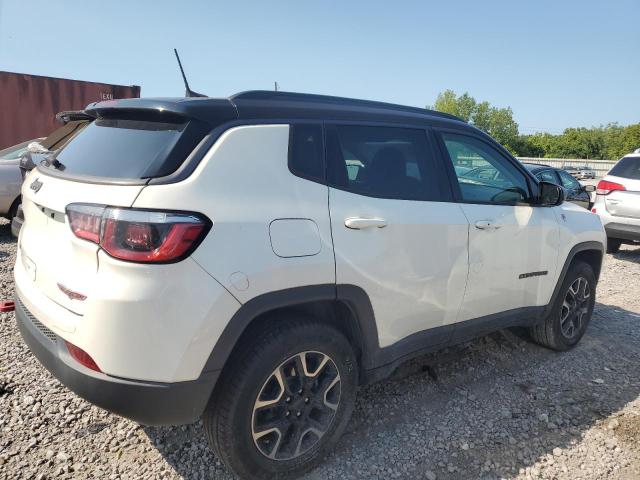 3C4NJDDB7KT667949 - 2019 JEEP COMPASS TRAILHAWK WHITE photo 3