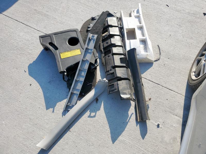 JTKDE167790287842 - 2009 TOYOTA SCION TC Gümüş foto 12