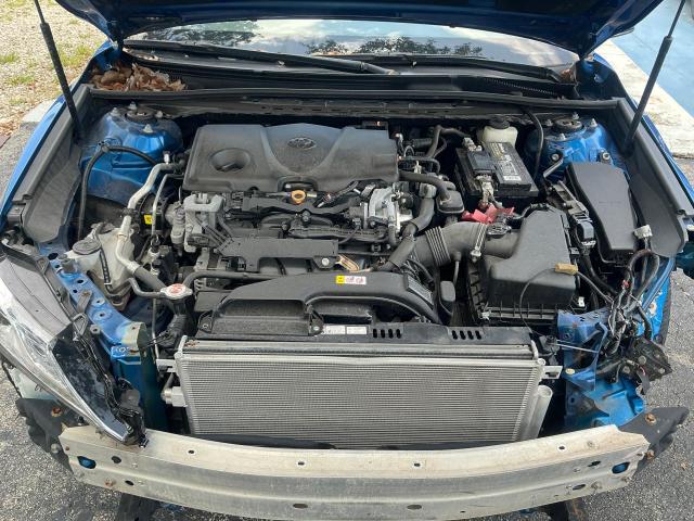 4T1F11BK6LU017146 - 2020 TOYOTA CAMRY XLE 蓝色 照片 7