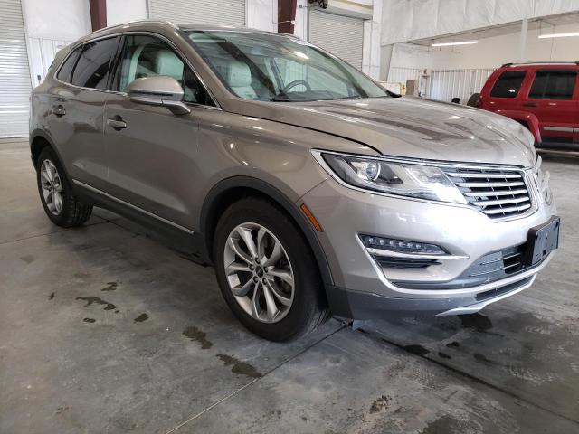 5LMCJ2D96HUL67870 - 2017 LINCOLN MKC SELECT 银色 照片 4