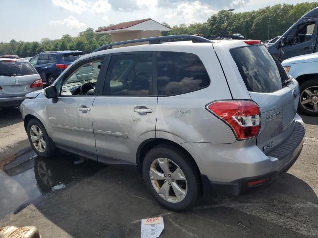 JF2SJAEC8EH521623 - 2014 SUBARU FORESTER 2.5I PREMIUM SILVER photo 2