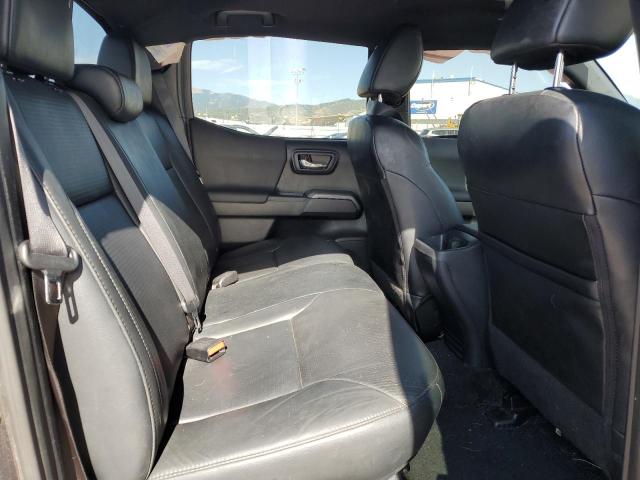 3TMCZ5AN1KM263690 - 2019 TOYOTA TACOMA DOUBLE CAB 灰色 照片 10