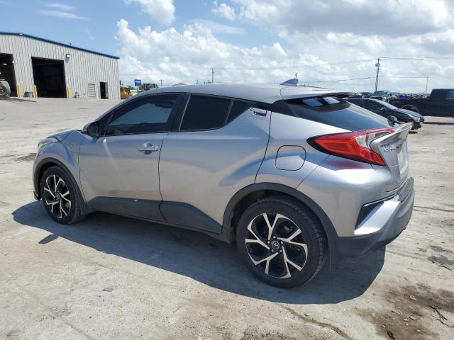 NMTKHMBX6JR039322 - 2018 TOYOTA C-HR XLE Серебристый фото 2