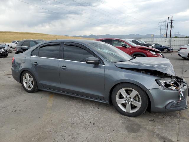 3VWLL7AJ0EM369009 - 2014 VOLKSWAGEN JETTA TDI ნაცრისფერი ფოტო 4