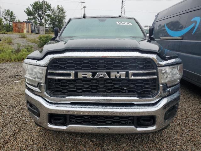 3C6UR5CL5NG323352 - 2022 RAM 2500 TRADESMAN შავი ფოტო 5