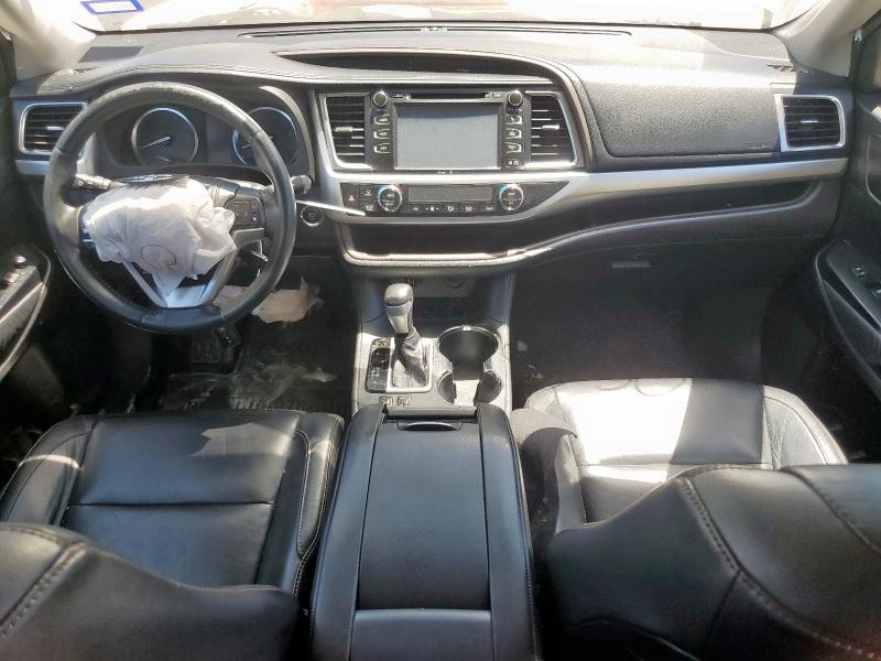 5TDKKRFH0ES014070 - 2014 TOYOTA HIGHLANDER XLE GRAY photo 8