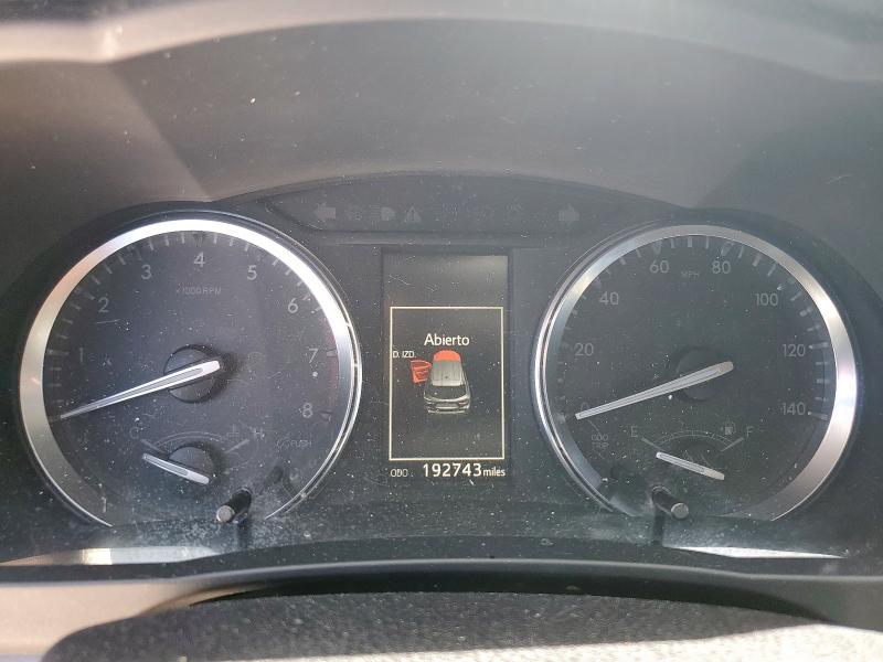 5TDKKRFH0ES014070 - 2014 TOYOTA HIGHLANDER XLE GRAY photo 9