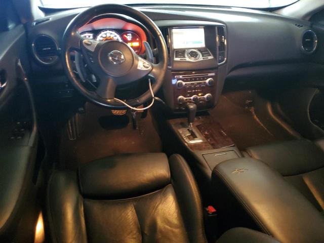 1N4AA5AP9AC868501 - 2010 NISSAN MAXIMA S WHITE photo 8