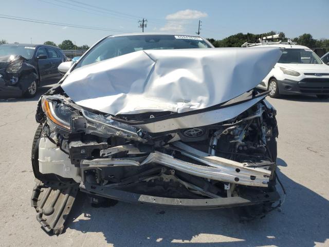 5YFEPRAE2LP073168 - 2020 TOYOTA COROLLA LE SILVER photo 5