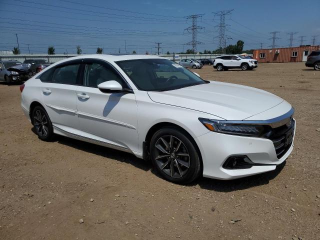 1HGCV1F57MA045316 - 2021 HONDA ACCORD EXL WHITE photo 4