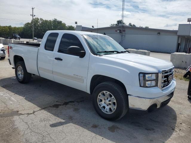 2GTEK19J571726890 - 2007 GMC NEW SIERRA K1500 WHITE photo 4