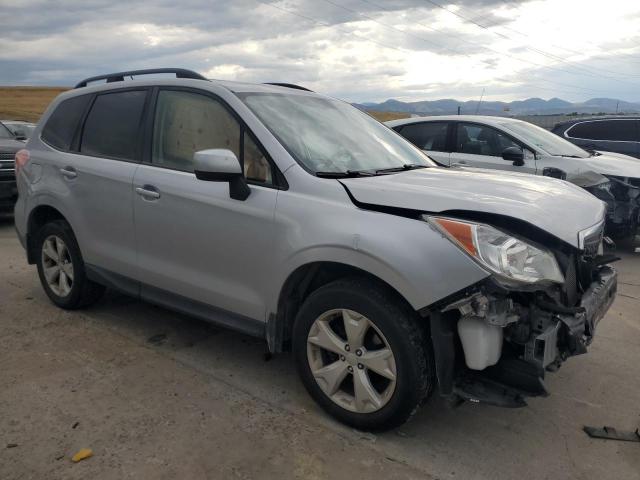 JF2SJADCXFH554495 - 2015 SUBARU FORESTER 2.5I PREMIUM SILVER photo 4