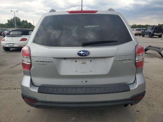 JF2SJADCXFH554495 - 2015 SUBARU FORESTER 2.5I PREMIUM SILVER photo 6