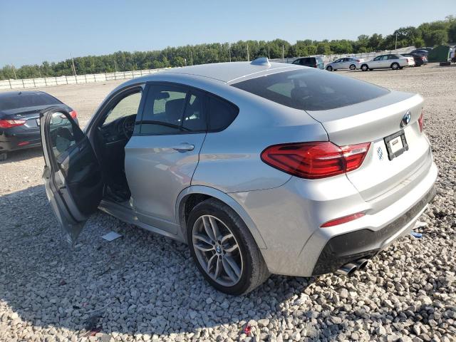 5UXXW3C5XJ0Z60416 - 2018 BMW X4 XDRIVE28I SILVER photo 2
