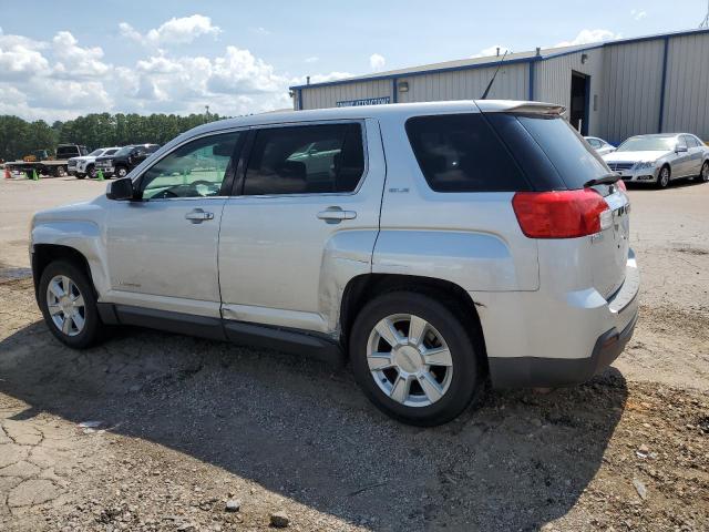 2CTALBEW4A6347722 - 2010 GMC TERRAIN SLE SILVER photo 2