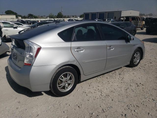 JTDKN3DU9B5313532 - 2011 TOYOTA PRIUS SILVER photo 3