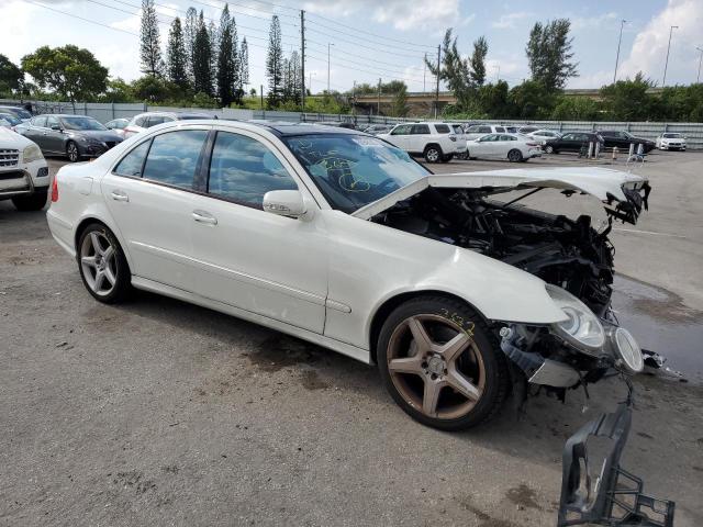 WDBUF56X39B370599 - 2009 MERCEDES-BENZ E 350 WHITE photo 4