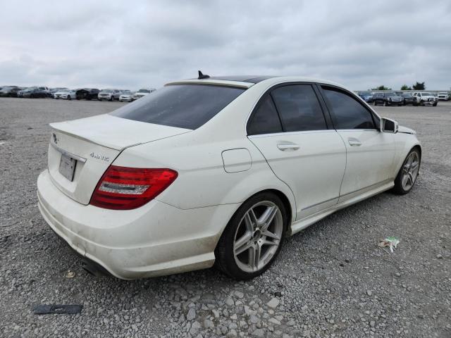 WDDGF8BB2CA689411 - 2012 MERCEDES-BENZ C 300 4MATIC WHITE photo 3