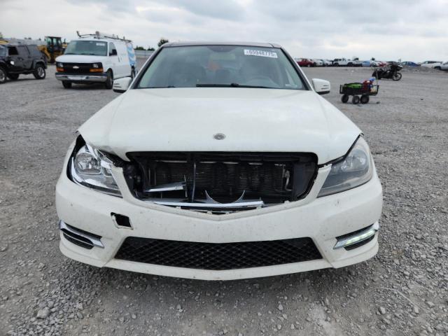 WDDGF8BB2CA689411 - 2012 MERCEDES-BENZ C 300 4MATIC WHITE photo 5