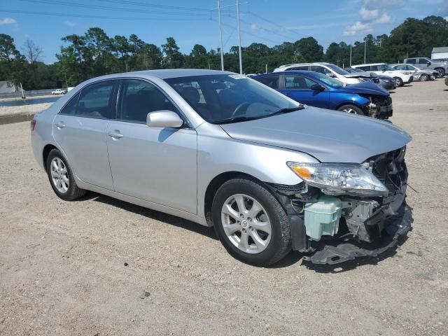 4T4BF3EKXBR165974 - 2011 TOYOTA CAMRY BASE Argent photo 4