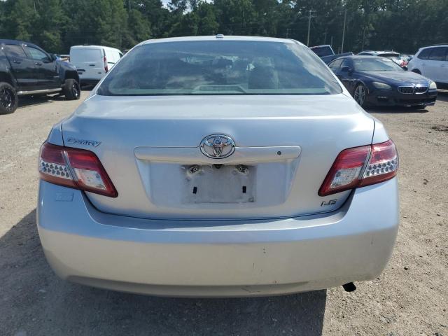 4T4BF3EKXBR165974 - 2011 TOYOTA CAMRY BASE Argent photo 6
