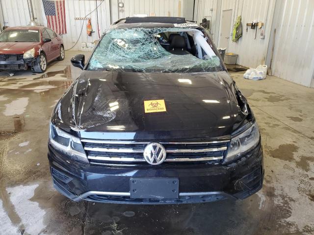 3VV2B7AX9LM042998 - 2020 VOLKSWAGEN TIGUAN SE შავი ფოტო 5