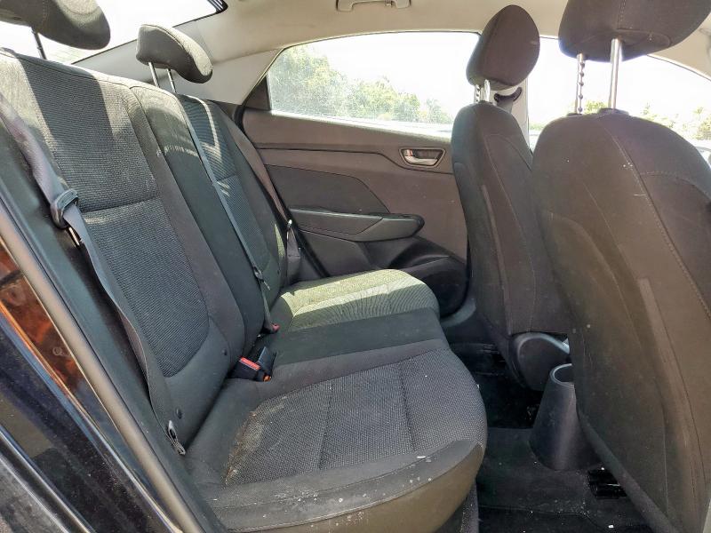 3KPC24A32JE010755 - 2018 HYUNDAI ACCENT SE Schwarz Foto 10