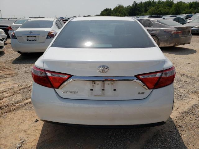 4T4BF1FK4FR495313 - 2015 TOYOTA CAMRY LE WHITE photo 6