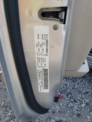 2A4RR5D10AR352655 - 2010 CHRYSLER TOWN & COU TOURING 银色 照片 13