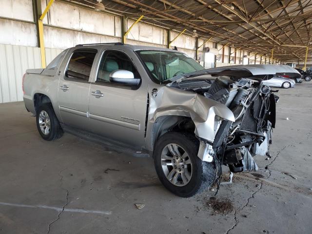 3GNMCFE03DG308468 - 2013 CHEVROLET AVALANCHE LT SILVER photo 4