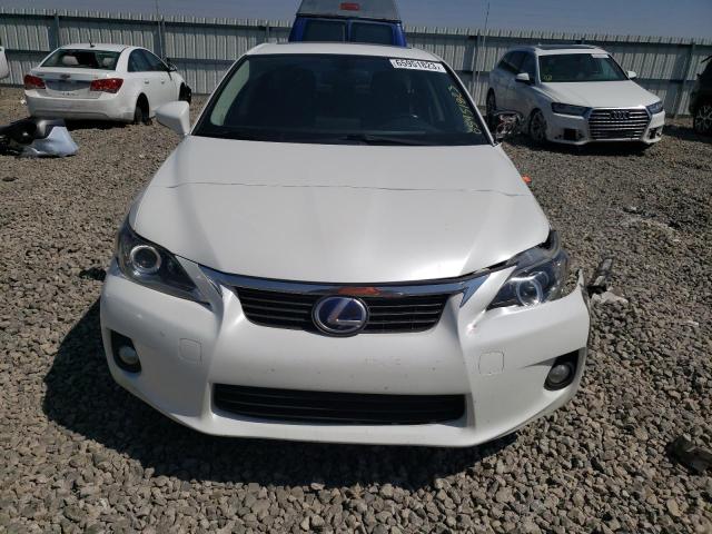 JTHKD5BH5B2046233 - 2011 LEXUS CT 200 WHITE photo 5