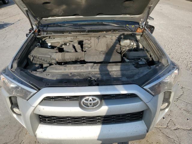 JTEBU5JR0G5373765 - 2016 TOYOTA 4RUNNER SR5/SR5 PREMIUM SILVER photo 12