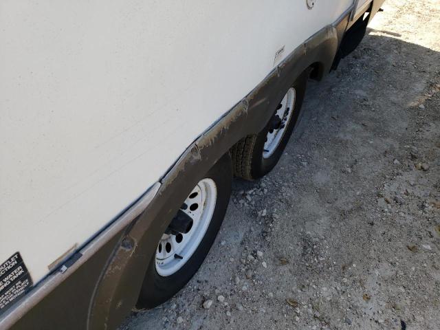 4YDT27L269B450750 - 2009 OUTB TRAVEL TRL WHITE photo 9