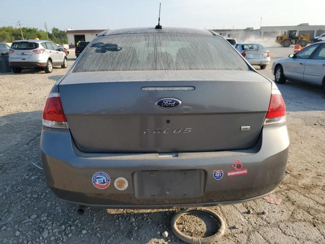 1FAHP35N89W212438 - 2009 FORD FOCUS SE GRAY photo 6