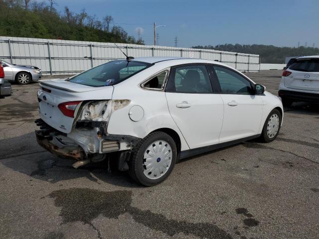 1FADP3F28DL156790 - 2013 FORD FOCUS SE WHITE photo 3