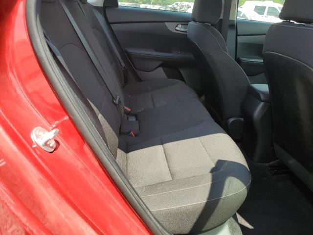 3KPF24AD2KE060854 - 2019 KIA FORTE FE Красный фото 10