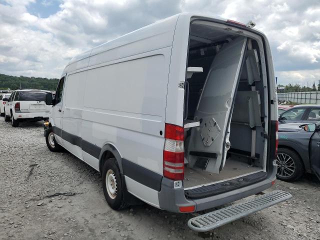 WD3PE8DB2FP136425 - 2015 MERCEDES-BENZ SPRINTER 2500 WHITE photo 2