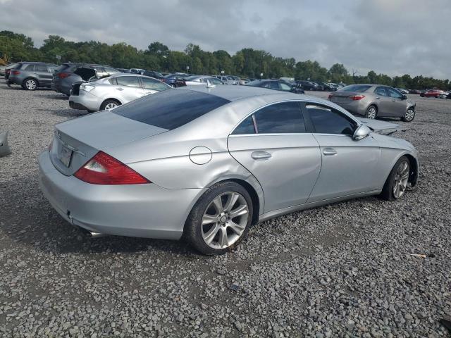 WDDDJ72X48A116492 - 2008 MERCEDES-BENZ CLS 550 SILVER photo 3