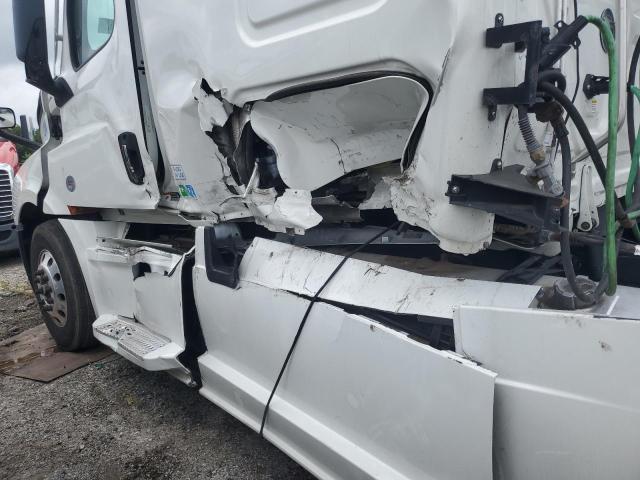 3AKJHHDR4NSNG3362 - 2022 FREIGHTLINER CASCADIA 1 თეთრი ფოტო 9