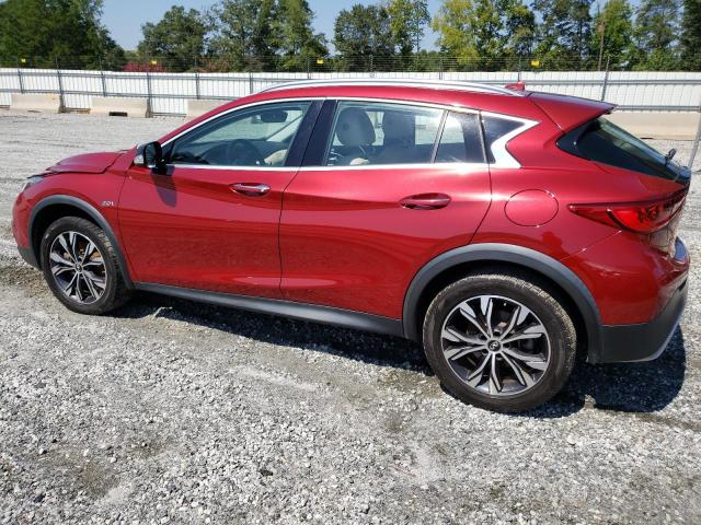 SJKCH5CRXJA052399 - 2018 INFINITI QX30 BASE MAROON photo 2
