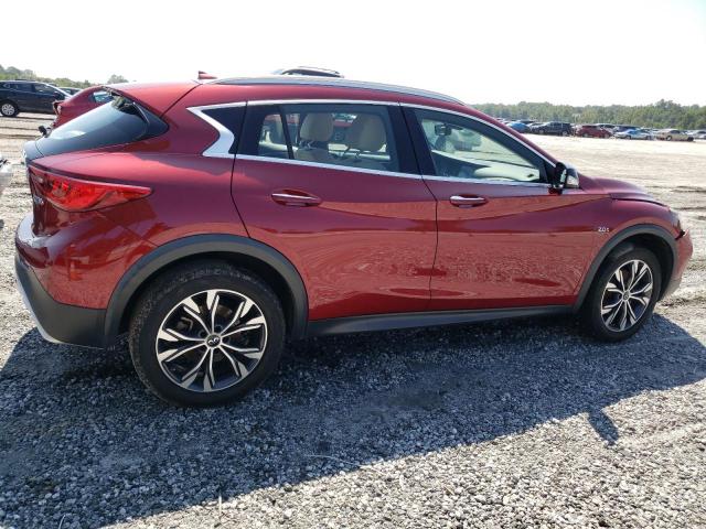 SJKCH5CRXJA052399 - 2018 INFINITI QX30 BASE MAROON photo 3