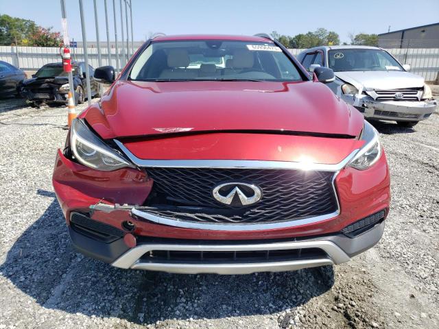 SJKCH5CRXJA052399 - 2018 INFINITI QX30 BASE MAROON photo 5
