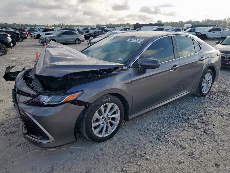 2021 TOYOTA CAMRY LE, 