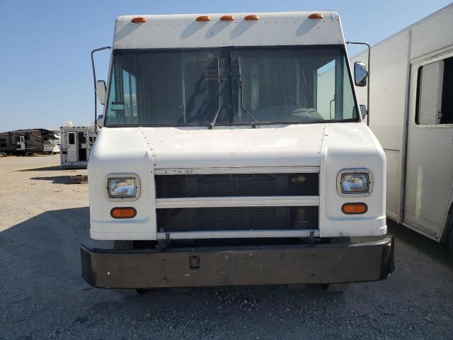 4UZA4FFD3VC805434 - 1997 FREIGHTLINER CHASSIS M LINE WALK-IN VAN WHITE photo 5