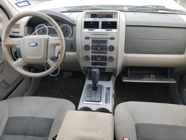 1FMCU03108KA87934 - 2008 FORD ESCAPE XLT WHITE photo 8