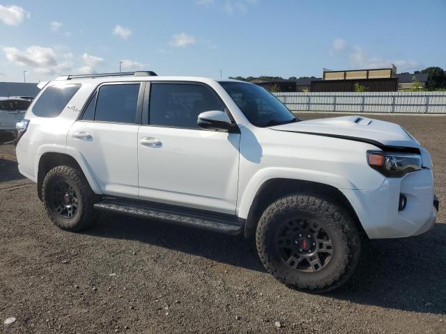 JTEBU5JR5K5690112 - 2019 TOYOTA 4RUNNER SR5/SR5 PREMIUM Ақ фото 4