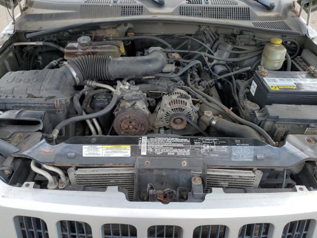 1J4GL48K25W659053 - 2005 JEEP LIBERTY SPORT SILVER photo 11