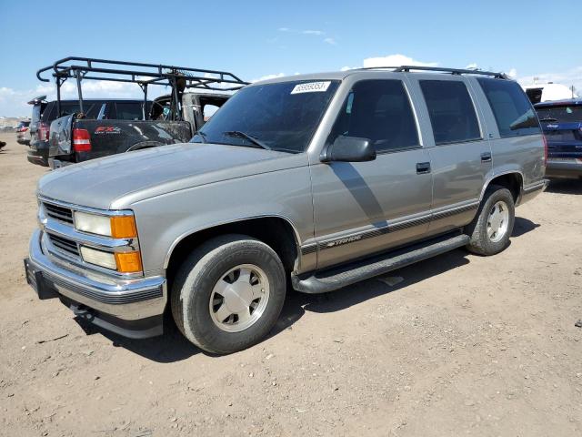 1GNEC13R6XJ372399 - 1999 CHEVROLET TAHOE C1500 TAN photo 1