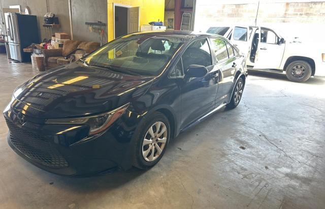 JTDEPMAE3MJ123908 - 2021 TOYOTA COROLLA LE BLUE photo 2