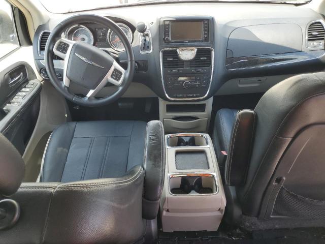 2C4RC1CGXFR620415 - 2015 CHRYSLER TOWN & COU TOURING L TAN photo 8